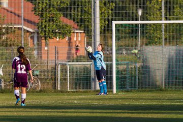 Bild 57 - B-Juniorinnen FSC Kaltenkirchen - SV Henstedt Ulzburg : Ergebnis: 2:0